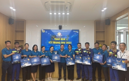 TRUNG THU 2025 GỬI YÊU THƯƠNG,  TRAO GẮN KẾT